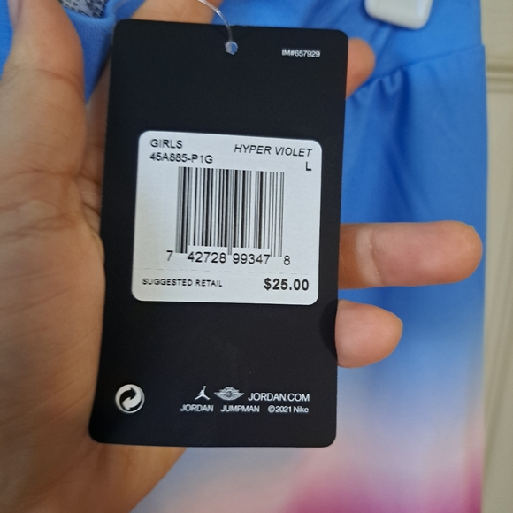 Nwt Jordan Essentials Bike Short size L - Picture 8 of 9